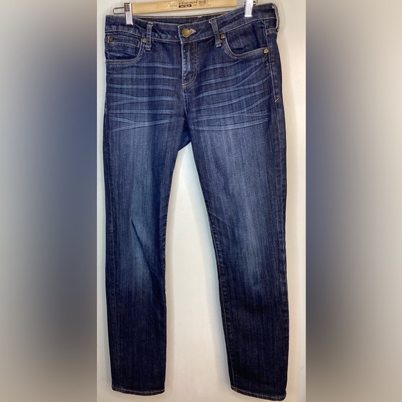 Kut From The Kloth Size 6 Jeans, 99% Cotton. Slim Leg, Good Condition - Picture 1 of 6